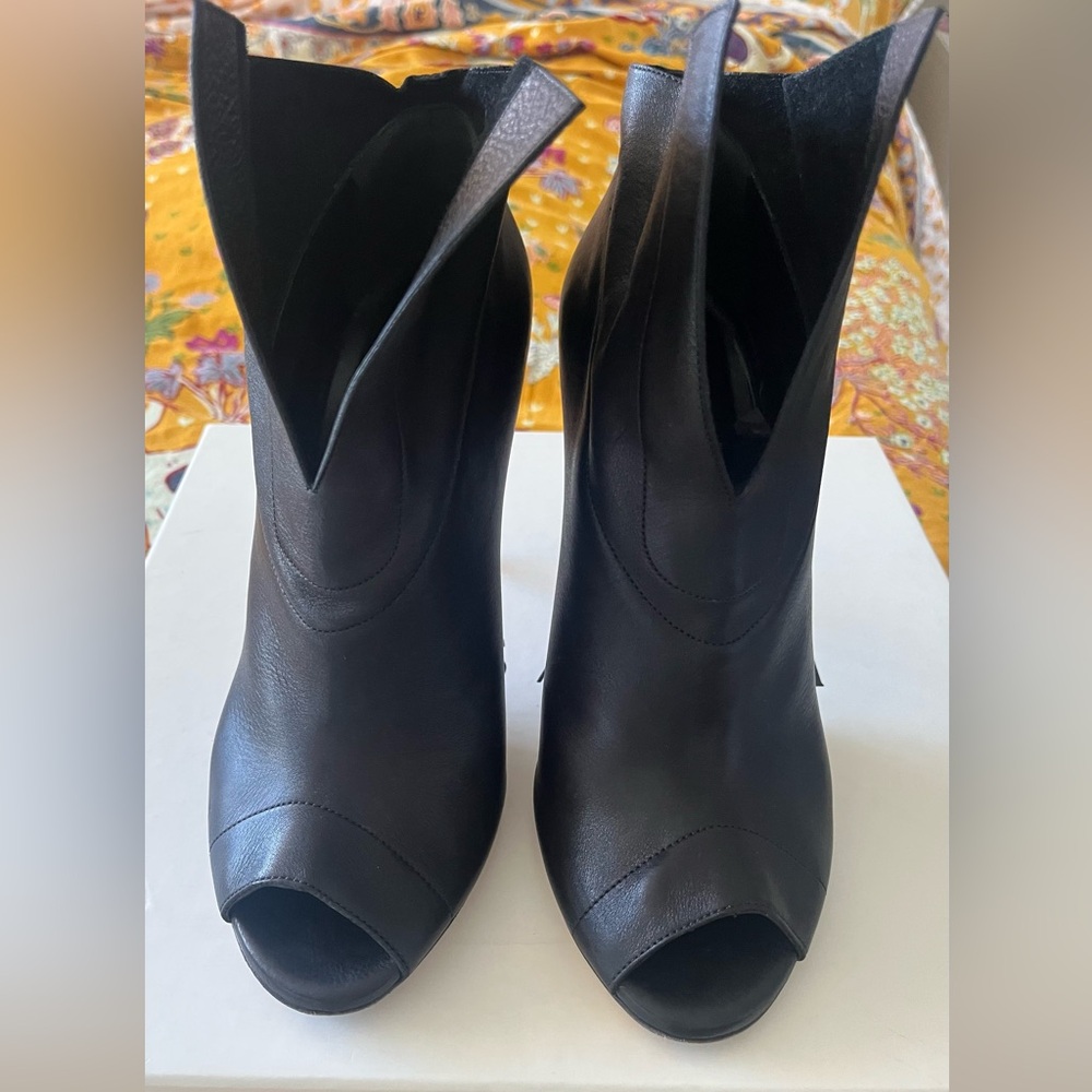 Casadei black leather pumps/booties